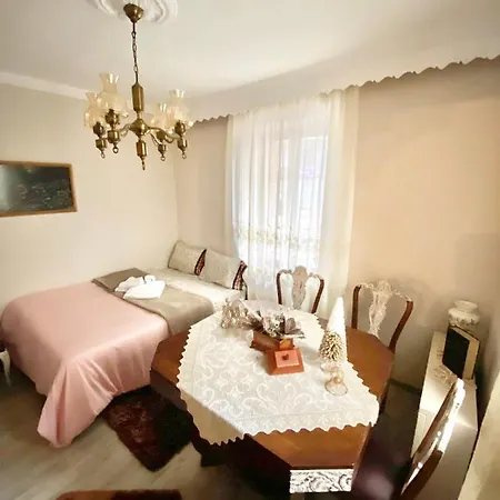 Apartmán Agni's House *